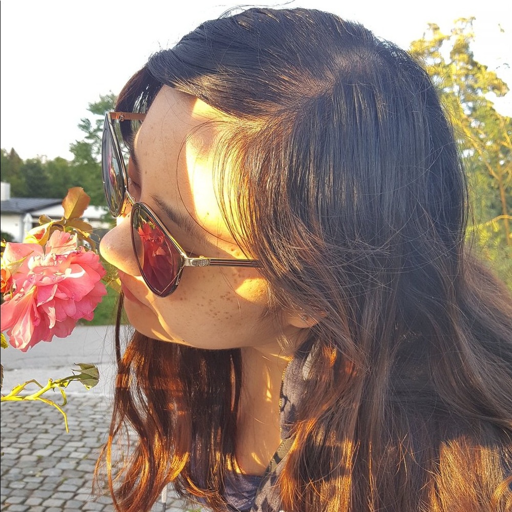 Meet your Posher, Tina